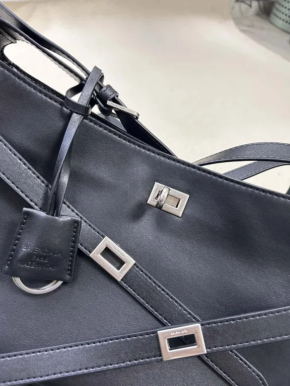 Balenciaga Bag 